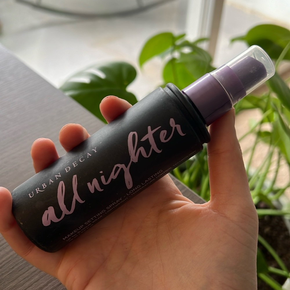 Urban Decay All Nighter Setting Spray 4 oz spray bottle cosmetics / skin care